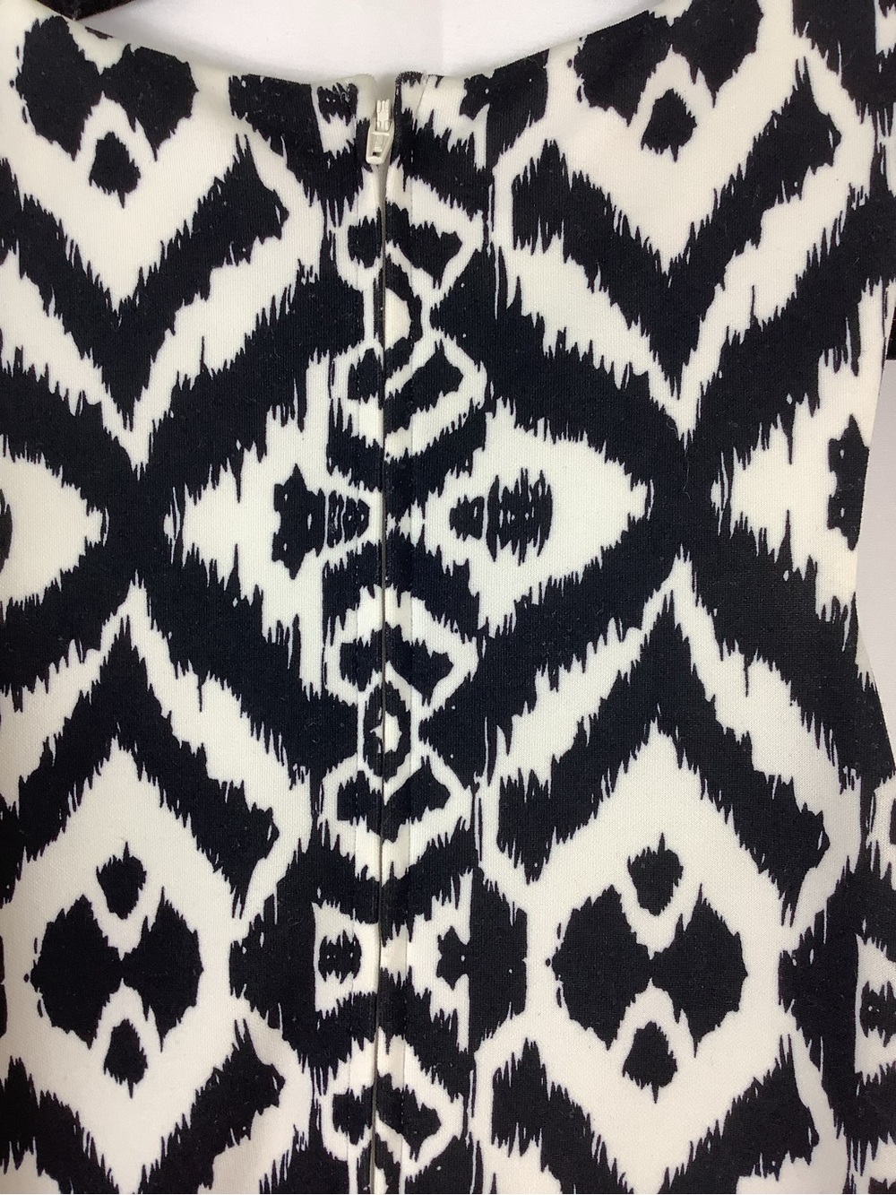 Badgley Mischka Geometric Ikat Print Maxi Dress - Picture 4 of 7